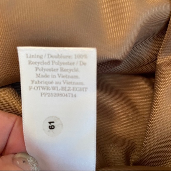 Everlane The 80s Blazer
Ash Brown -Oversized - Size 6 NWOT - Picture 11 of 13